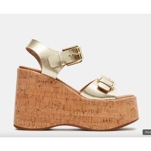Steve Madden River Platform Wedge Sandal Size 9 Gold Leather Buckle Ankle Strap